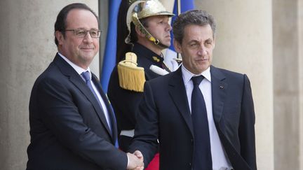 Lutte contre le terrorisme : quand Hollande et Sarkozy se renvoient la balle