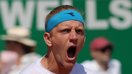 Toute la rage de l'Espagnol&nbsp;Alejandro Davidovich Fokina, los de sa demi-finale contre le Bulgare Grigor Dimitrov, au Masters 1000 de Monte-Carlo, le 16 avril 2022. (VALERY HACHE / AFP)