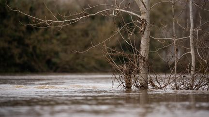 Inondations : de nombreux départements toujours en alerte