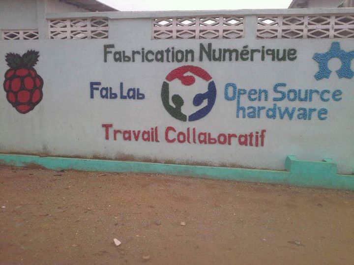 Façade de fab lab.  (Guiako Obin, Author provided)