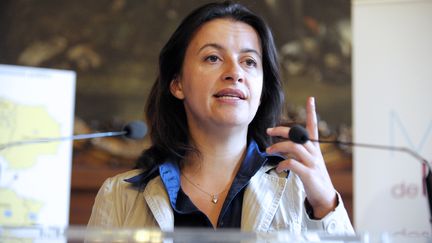 C&eacute;cile Duflot, ministre du Logement, &agrave; sa sortie du Conseil des ministres &agrave; l'Elys&eacute;e mercredi 5 septembre2012 &agrave; Paris (ERIC PIERMONT / AFP)