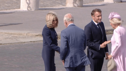 Visite de Charles III à Paris : retour sur une journée historique