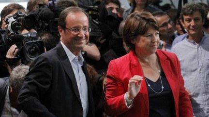 François Hollande et Martine Aubry à l'université d'été de La Rochelle, le 27 août 2011. (PATRICK KOVARIK / AFP)