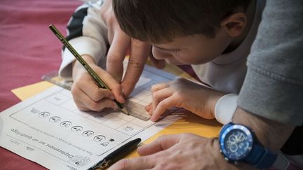 Fermeture des écoles : comment les entreprises vont-elles s'organiser ?