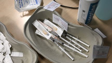 Covid-19 : un dimanche placé sous le signe de la vaccination en France