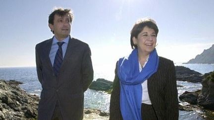 Jean-Sebastien Vialatte et Corinne Lepage en 2002 (illustration) (ERIC ESTRADE / AFP)