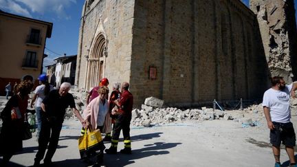 Séisme en Italie : les recherches se concentrent sur un hôtel touristique à Amatrice