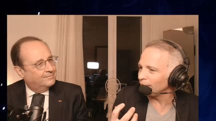 François Hollande était l'invité de Samuel Etienne, sur Twitch, lundi 8 mars 2021. (CAPTURE D'ÉCRAN TWITCH)