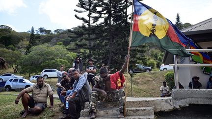 Des indépendantistes calédoniens à Nouméa, le 30 octobre 2018. (THEO ROUBY / AFP)