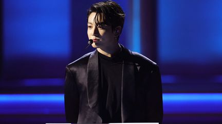 Le chanteur&nbsp;Jungkook, du groupe coréen BTS, le&nbsp;3 avril 2022 lors de la 64e cérémonie des Grammy Awards, à Las Vegas (RICH FURY / GETTY IMAGES NORTH AMERICA)