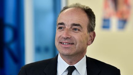 Jean-François Copé, le maire de Meaux (Seine-et-Marne), ici lors de son arrivée au siège du parti Les Républicains pour une réunion après le second tour de l'élection présidentielle. (CHRISTOPHE ARCHAMBAULT / AFP)