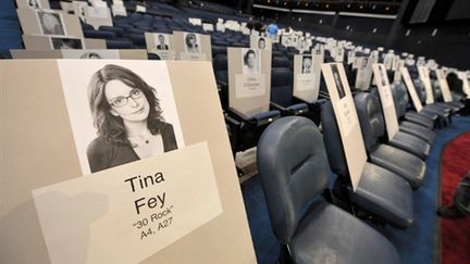 Préparatifs au Nokia Theatre de Los Angeles, le 16 septembre 2009, avant la cérémonie des 61e Emmy Awards. (© AFP/ROBYN BECK)