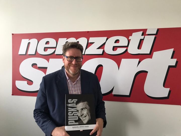 Gyorgy Szollosi, rédacteur en chef de Nemzeti Sport, le 21 juin à Budapest (Denis Ménétrier)