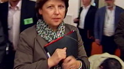 Martine Aubry, première secrétaire du PS, au CNIT, à La Défense, le 10 octobre 2009. (© France 2)