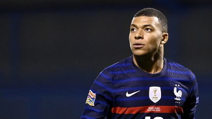 Kylian Mbappé avec l'équipe de France, le 14 novembre 2020. (FRANCK FIFE / AFP)