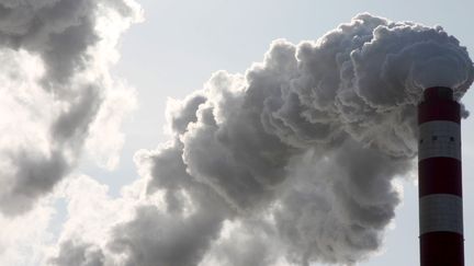 Le taux de concentration du dioxyde de carbone dans l'atmosph&egrave;re a d&eacute;pass&eacute; le seuil de 400 ppm. (FU XINCHUN / IMAGINE CHINA / AFP)