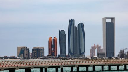 La capitale des&nbsp;Emirats arabes unis, Abu Dhabi, le 20 janvier 2022. (GIUSEPPE CACACE / AFP)