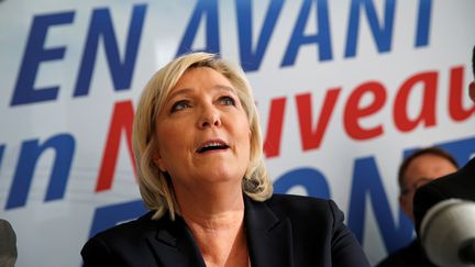 Marine Le Pen lors d'une conférence de presse à Laon (Aisne), le 18 février 2018. (PASCAL ROSSIGNOL / REUTERS)