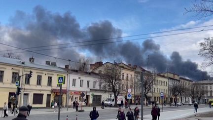 Guerre en Ukraine : jusque-là relativement épargnée, Lviv touchée par des frappes russes