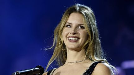 La chanteuse américaine Lana Del Rey sur scène le 21 août 2024 au festival Rock en Seine près de Paris (France). (SADAKA EDMOND/SIPA / SIPA)