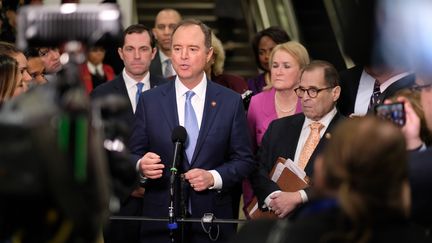 Le représentant Adam Schiff, l'un des procureurs de Donald Trump pour son procès en destitution, le 24 janvier 2020 à Washington (Etats-Unis). (ALEX WROBLEWSKI / GETTY IMAGES NORTH AMERICA / AFP)