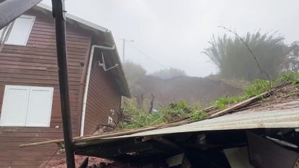 Cyclone Belal : des maisons entièrement détruites à La Réunion (France 2)