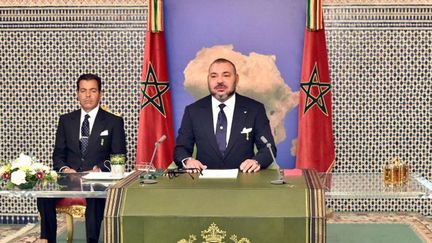 Le roi Mohamed VI lors de son discours du trôle le 6 Novembre 2016 à Dakar (Photo AFP)