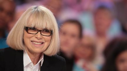 Mireille Darc en septembre 2015 lors de l'enregistrement de l'émission "Vivement Dimanche" sur France 2.
 (Frederic DUGIT/PHOTOPQR/LE PARISIEN)