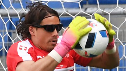 Le gardien suisse, Yann Sommer, le 9 juin 2016 à Montpellier (Hérault). (PASCAL GUYOT / AFP)