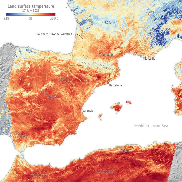 Les données du satellite Sentinel-3 ont permis de réaliser cette carte montrant les températures au sol, le 17 juillet 2022. (CONTAINS MODIFIED COPERNICUS SENTINEL DATA (2022), PROCESSED BY ESA, CC BY-SA 3.0 IGO)