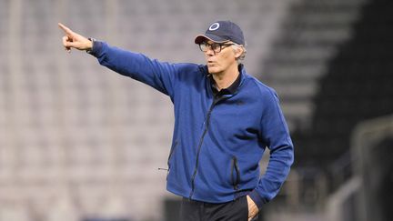 Le technicien français Laurent Blanc, lorsqu'il était sur le banc d'Al-Rayyan, le 5 février 2022. (SIMON HOLMES / NURPHOTO / AFP)