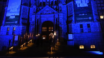 Le musée Nordiska à Stockholm accueille l'exposition&nbsp;"l'Arctique, pendant que la glace fond". (KARIN TERNBLOM / AFP)