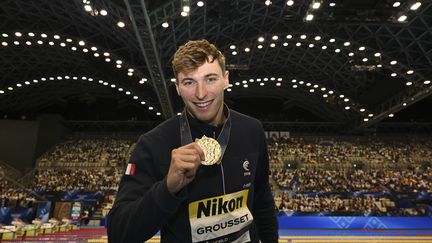 Maxime Grousset est devenu champion du monde du 100 m papillon, aux mondiaux de natation à Fukuoka, au Japon, le 29 juillet 2023. (KEMPINAIRE STEPHANE / KMSP)