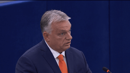 Eurozapping : Viktor Orbán malmené au Parlement européen (Franceinfo)