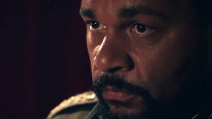 Dieudonné dans son film &quot;L&#039;Antisémite&quot;
 (iamdieudo.com)