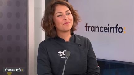 Mélanie Paulau, fondatrice de la manufacture du chocolat&nbsp;20°Nord 20°Sud, le 31 octobre sur franceinfo. (CAPTURE D'ECRAN FRANCEINFO)