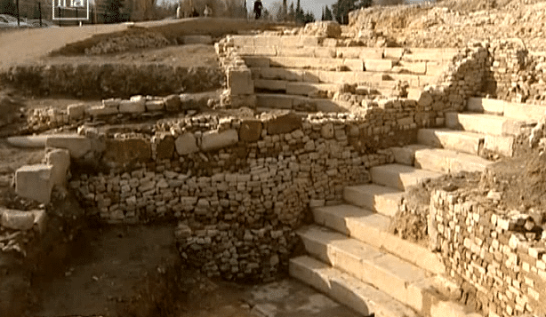 Un site comparable aux théâtres d'Arles ou d'Orange
 (France 3)