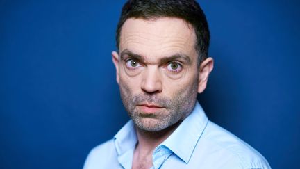 Yann Moix, écrivain et réalisateur, intervient comme chroniqueur dans l'émission "Les terriens du samedi", sur C8, depuis la rentrée 2018.&nbsp; (BALTEL / SIPA)