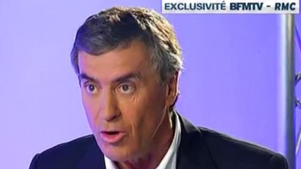 J&eacute;rome Cahuzac lors de sa confession &agrave; BFMTV et RMC, le 16 avril 2013. (RMC/BFM TV/SIPA)