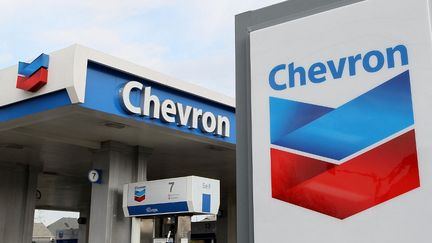 Trois ONG poursuivent le pétrolier Chevron pour "greenwashing". (JUSTIN SULLIVAN / GETTY IMAGES NORTH AMERICA / AFP)