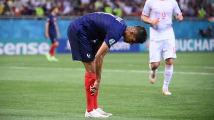 Raphaël Varane contre la Suisse, le 28 juin 2021. (FRANCK FIFE / POOL / AFP)