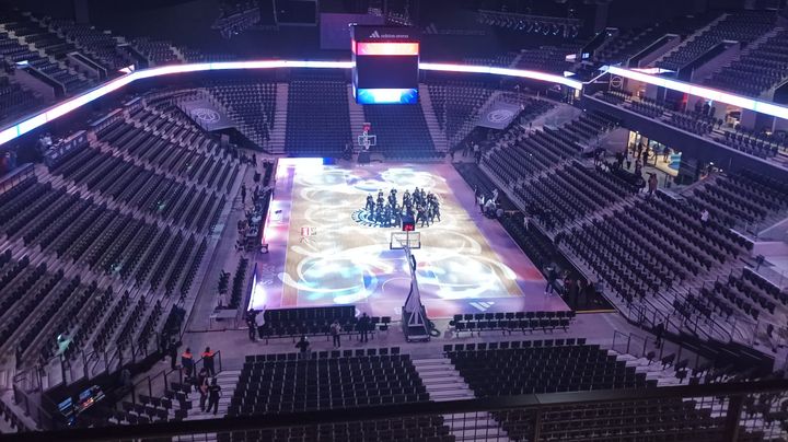 La vue depuis le "skybar" de l'Adidas Arena. (Elio Bono/Franceinfo: sport)