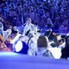 L'Orchestre national de France joue sous la pluie au Trocadéro, lors de la cérémonie d'ouverture des JO de Paris, le 26 juillet 2024. (CHRISTOPHE ABRAMOVITZ / RADIO FRANCE)