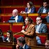 La présidente du groupe Renaissance à l'Assemblée nationale, Aurore Bergé, au micro dans l'hémicycle, le 17 octobre 2022. (XOSE BOUZAS / HANS LUCAS / AFP)