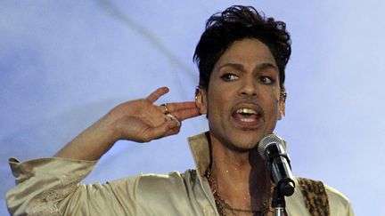 Prince lors du Hop Farm Festival de Paddock Wood (Royaume-Uni), le 3 juillet 2011. (OLIVIA HARRIS / REUTERS)