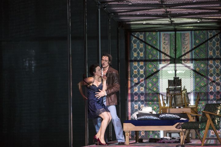 "Lady Macbeth de Mzensk" : l'érotisme est débridé (ici Katerina et Sergueï) dès le 1er acte.&nbsp; (Bernd Uhlig / Opéra national de Paris)