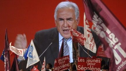 Domnique Strauss-Kahn en 2007 lors d'un meeting de Ségolène Royal. (ERIC FEFERBERG)