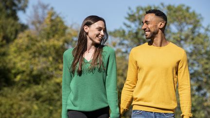 Cette étude scientifique des chercheurs australiens explique pourquoi lorsque nous sommes amoureux, l'être aimé se retrouve au centre de notre univers. (ERIC AUDRAS / MAXPPP)