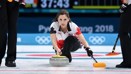 Compétition de curling entre le Danemark et le Canada aux JO de Corée du Sud, le 16 février 2018. (WANG ZHAO / AFP)