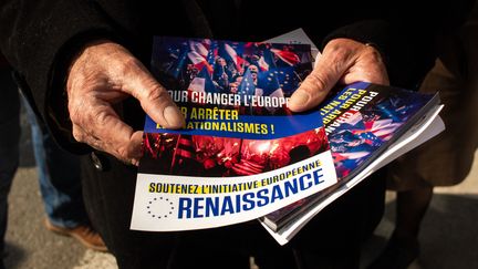 Elections européennes : la course contre la montre pour recevoir les programmes à temps